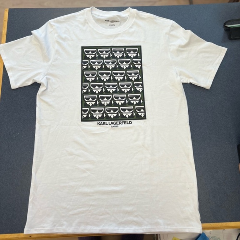 KARL LAGERFELD tee shirt